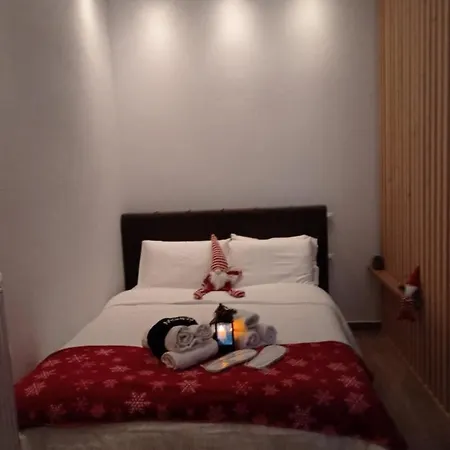 The Family's House * Tríkala