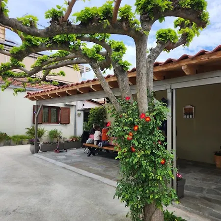 The Family's House アパート *