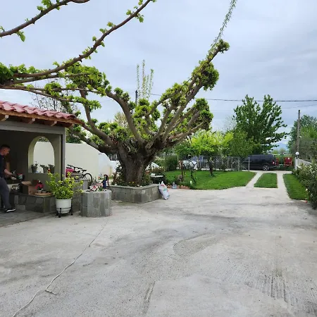 The Family's House Tríkala