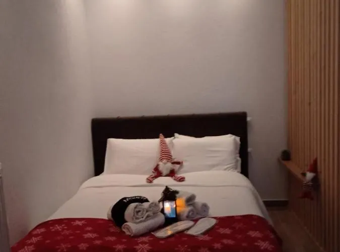 The Family's House * Tríkala